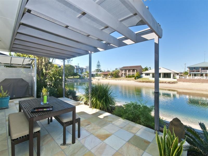 98 Parnki Parade, Palm Beach QLD 4221