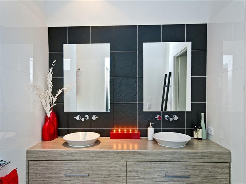 98 Parnki Parade, Palm Beach QLD 4221