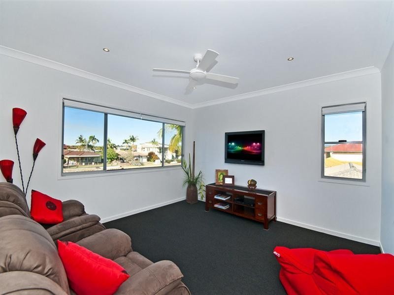 98 Parnki Parade, Palm Beach QLD 4221