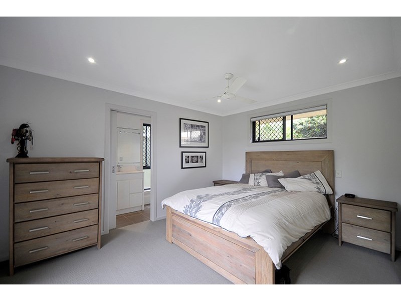 186 Townson Avenue, Palm Beach QLD 4221