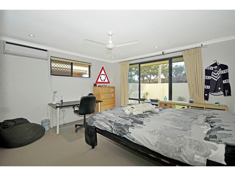 186 Townson Avenue, Palm Beach QLD 4221