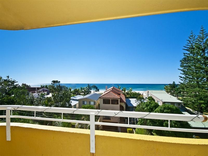 30/14 Jefferson Lane, Palm Beach QLD 4221