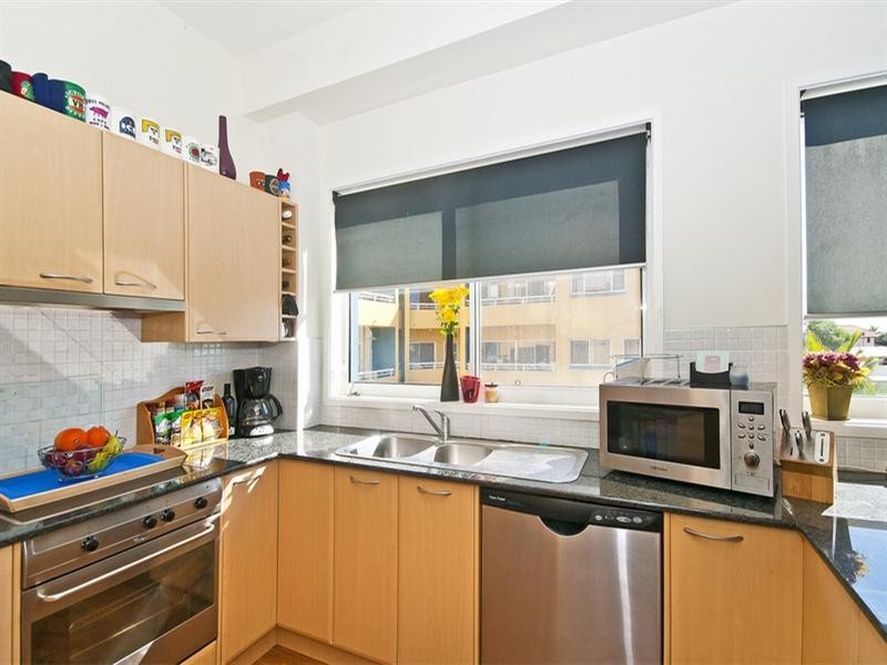 30/14 Jefferson Lane, Palm Beach QLD 4221