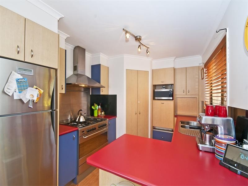 32 Seabrook Street, Elanora QLD 4221