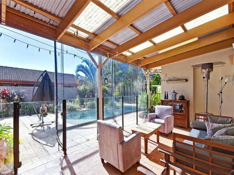 32 Seabrook Street, Elanora QLD 4221