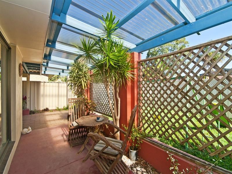 32 Seabrook Street, Elanora QLD 4221