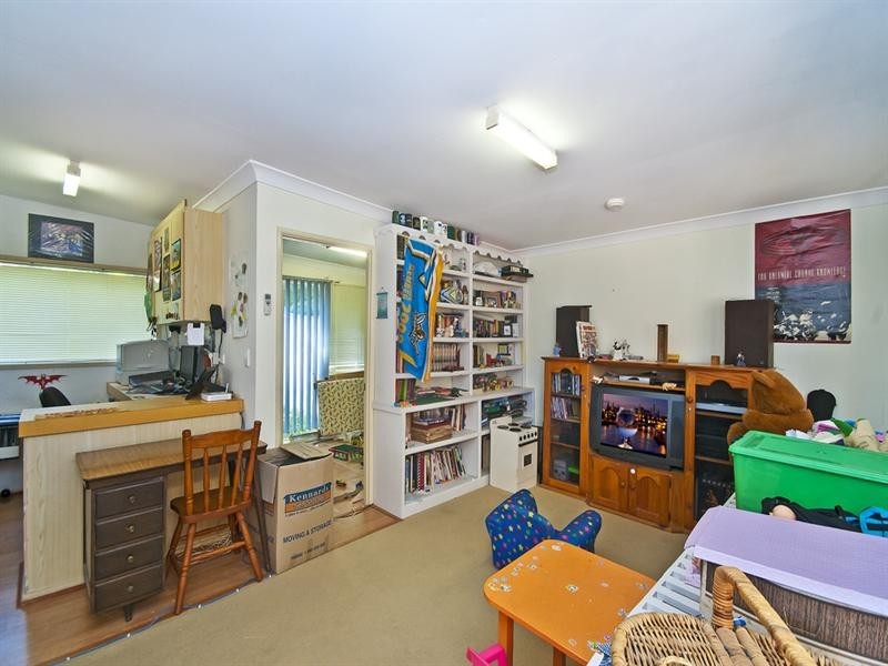 32 Seabrook Street, Elanora QLD 4221