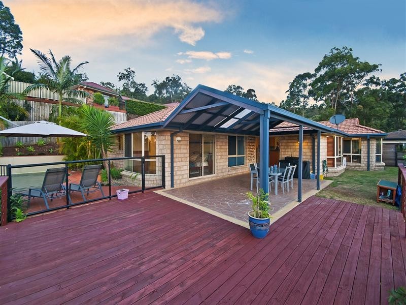 25 Forest Drive, Elanora QLD 4221