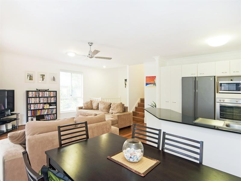 39/15 Simpsons Road, Elanora QLD 4221