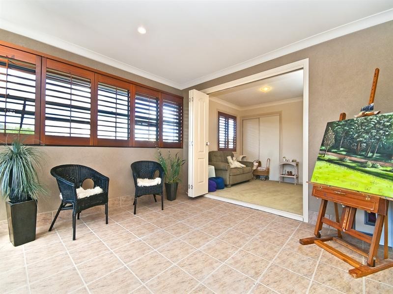 3 Nyoka Court, Elanora QLD 4221