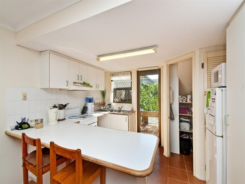 8/67 Mitchell Avenue, Currumbin QLD 4223