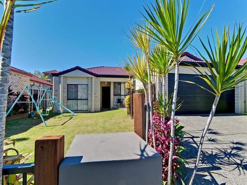 36 Tussock Crescent, Elanora QLD 4221