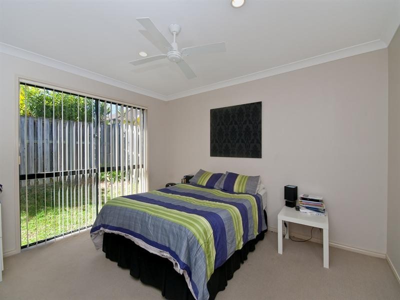 36 Tussock Crescent, Elanora QLD 4221