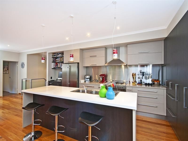 16 Fernleigh Court, Currumbin QLD 4223