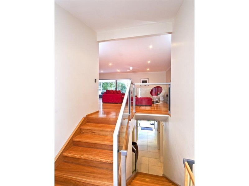 16 Fernleigh Court, Currumbin QLD 4223