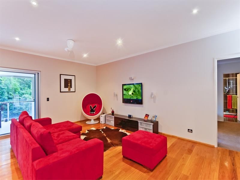 16 Fernleigh Court, Currumbin QLD 4223