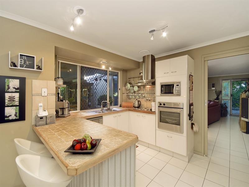 10 Capano Court, Elanora QLD 4221