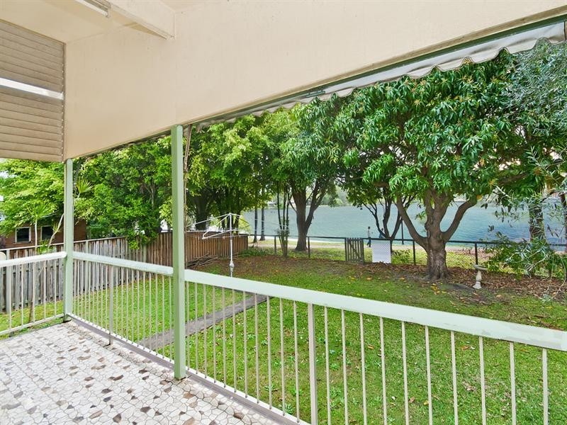 74 Laguna Avenue, Palm Beach QLD 4221