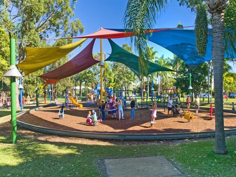 74 Laguna Avenue, Palm Beach QLD 4221