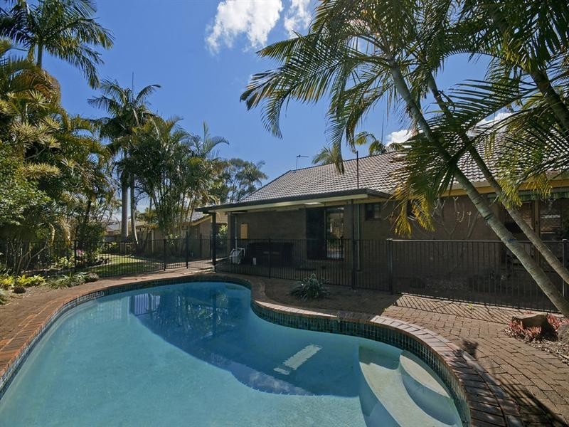 22 Carolina Close, Elanora QLD 4221