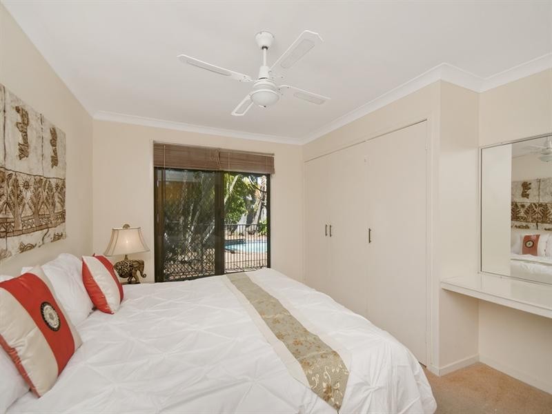 22 Carolina Close, Elanora QLD 4221