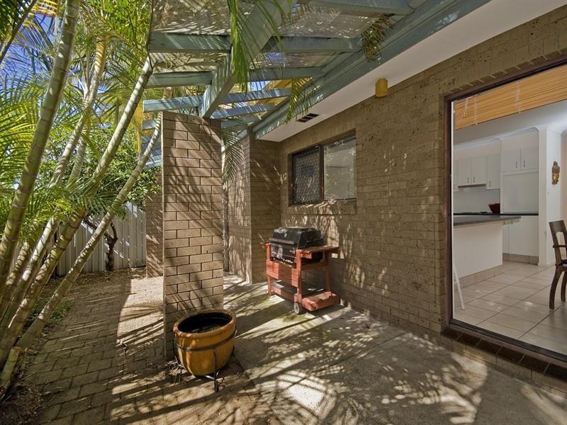 22 Carolina Close, Elanora QLD 4221