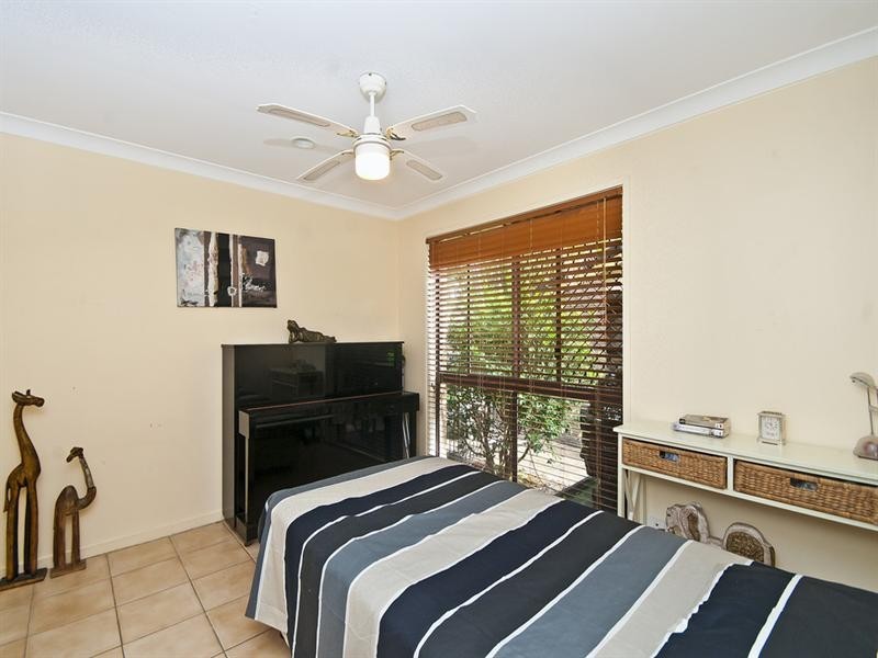22 Carolina Close, Elanora QLD 4221