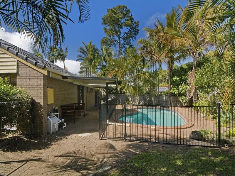 22 Carolina Close, Elanora QLD 4221