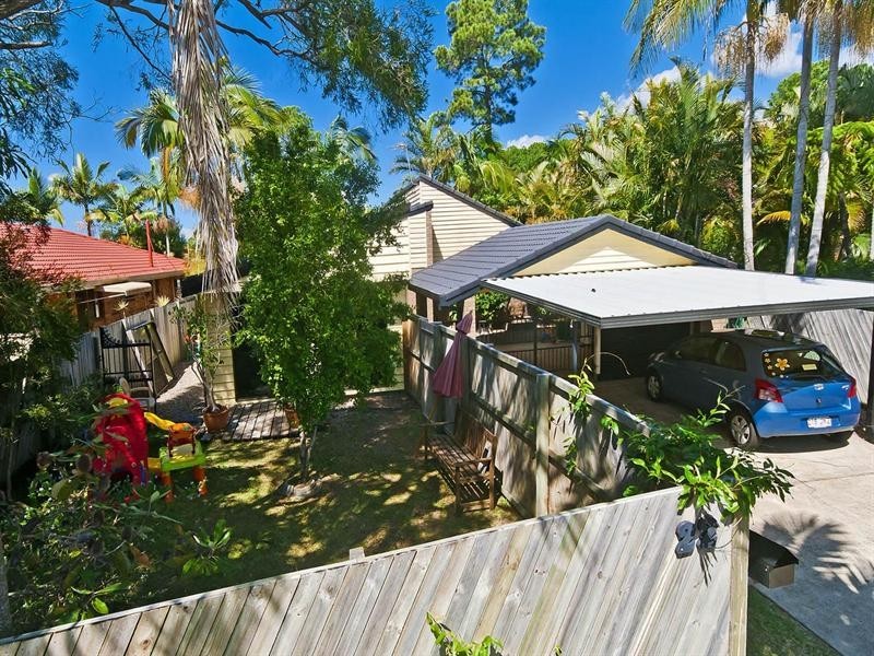 22 Carolina Close, Elanora QLD 4221