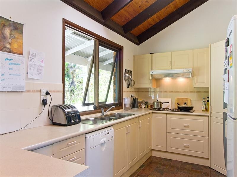 7 Pinecone Court, Elanora QLD 4221