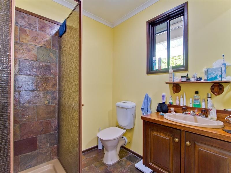 7 Pinecone Court, Elanora QLD 4221