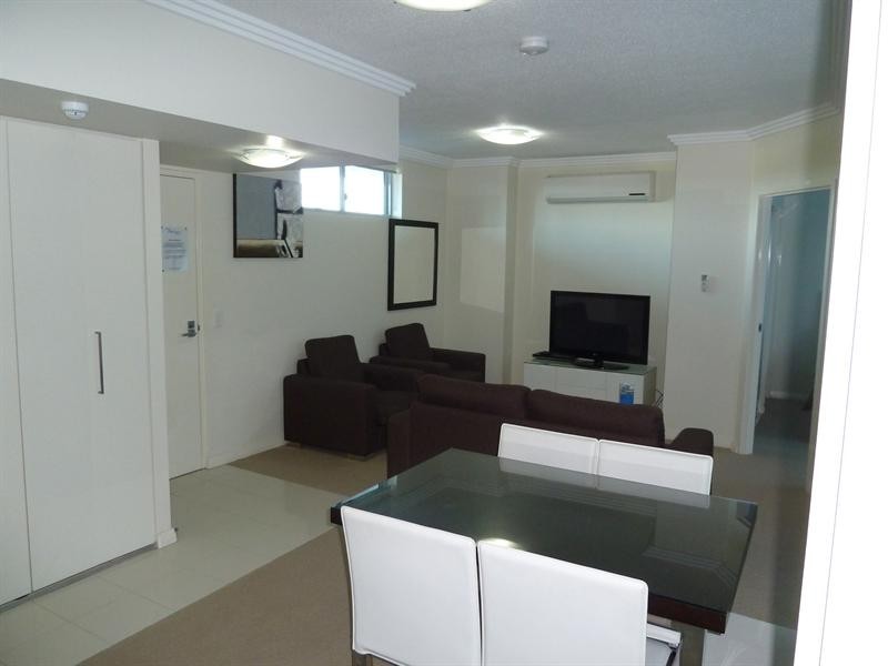 2101/10 Fifth Avenue, Palm Beach QLD 4221