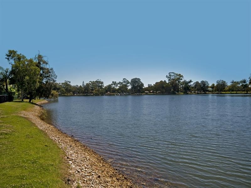 15 Tahiti Avenue, Palm Beach QLD 4221