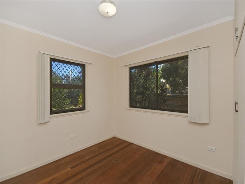 15 Tahiti Avenue, Palm Beach QLD 4221