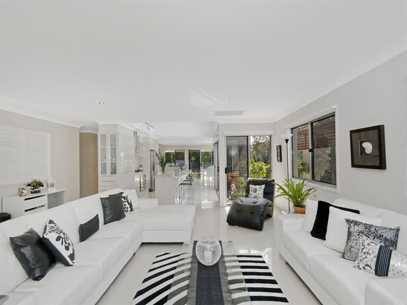 50 Leyte Avenue, Palm Beach QLD 4221