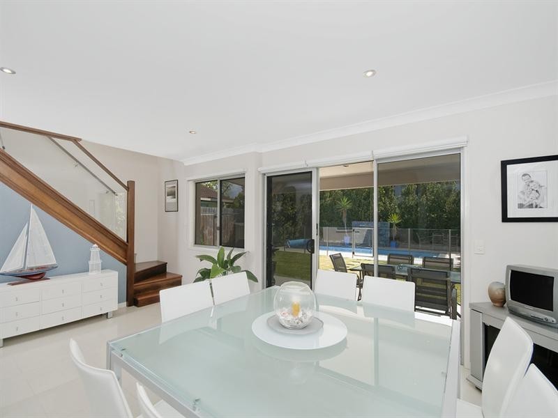 50 Leyte Avenue, Palm Beach QLD 4221