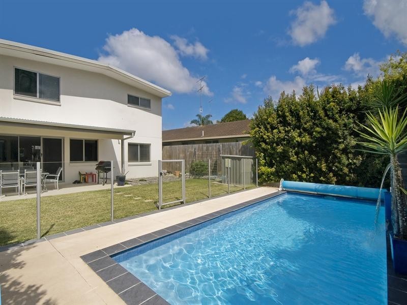 50 Leyte Avenue, Palm Beach QLD 4221