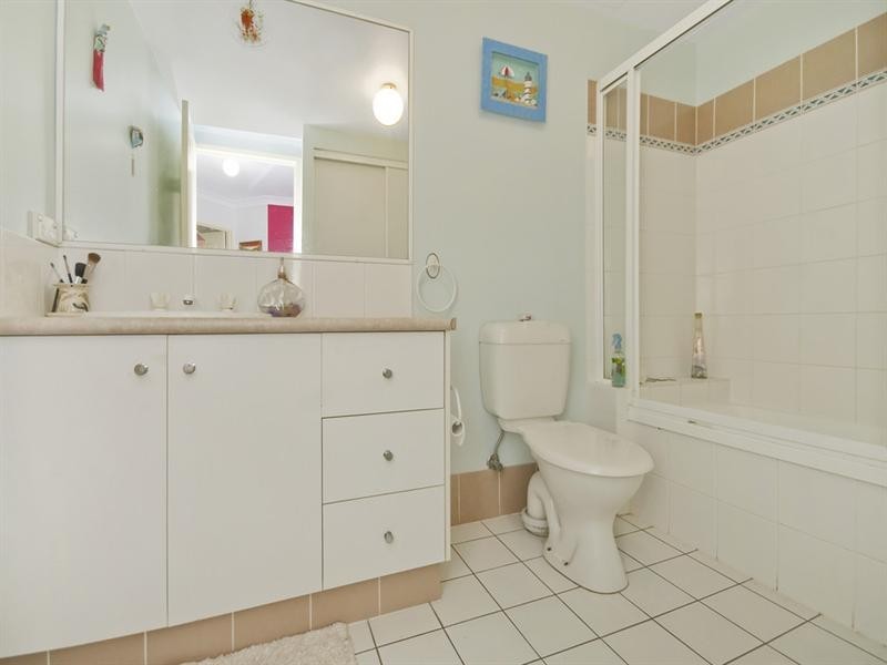 42/40 Teemangum Street, Currumbin QLD 4223