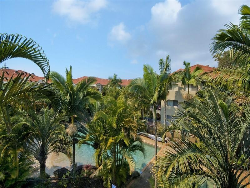 42/40 Teemangum Street, Currumbin QLD 4223