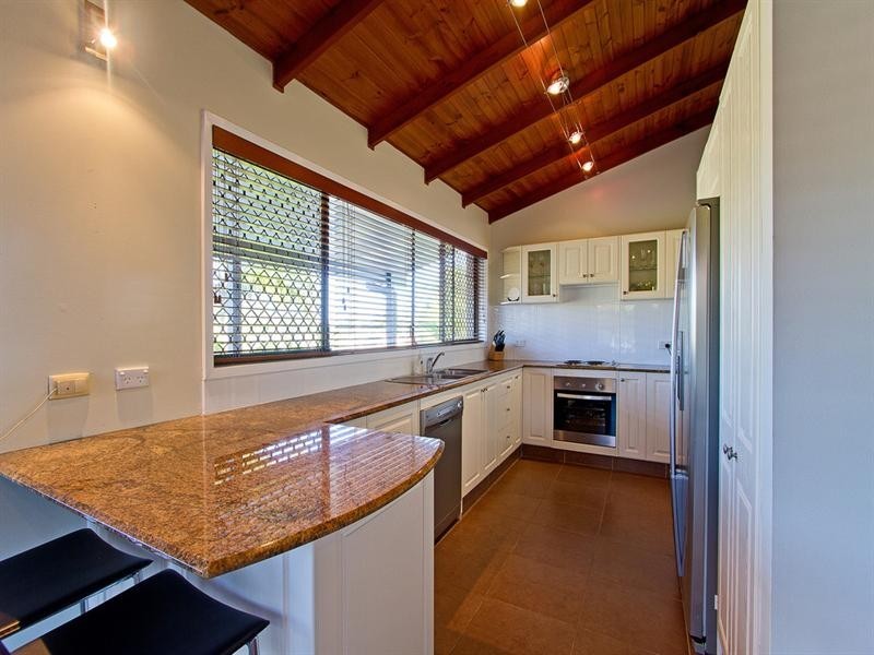 40 Murtha Drive, Elanora QLD 4221