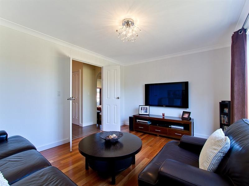 40 Murtha Drive, Elanora QLD 4221