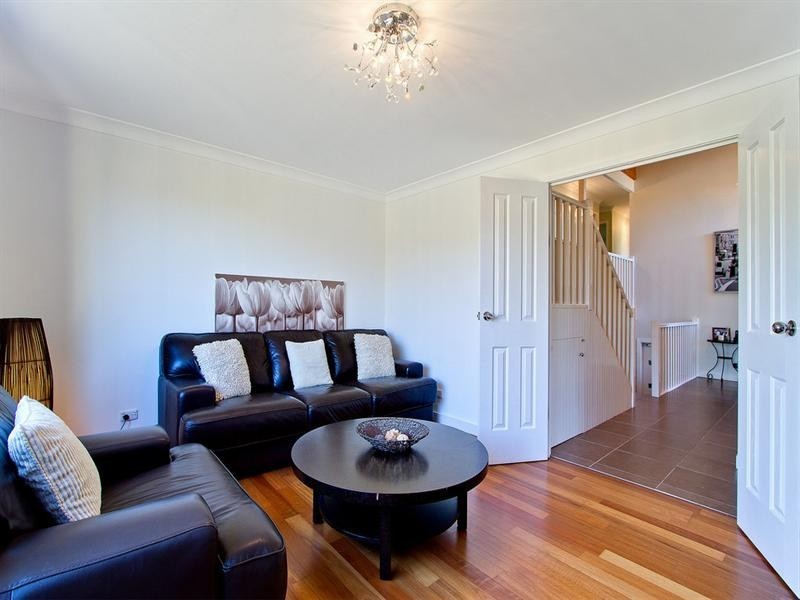 40 Murtha Drive, Elanora QLD 4221