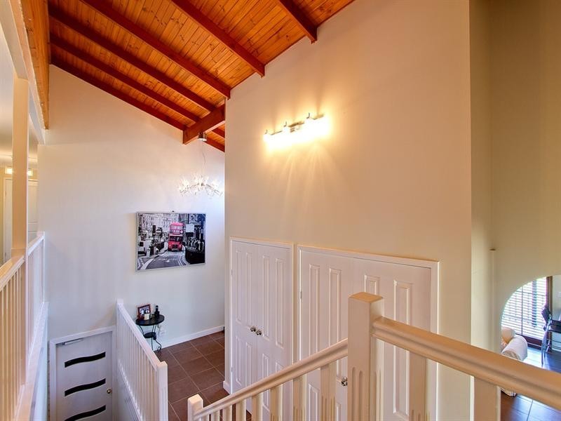 40 Murtha Drive, Elanora QLD 4221