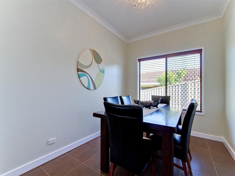 40 Murtha Drive, Elanora QLD 4221