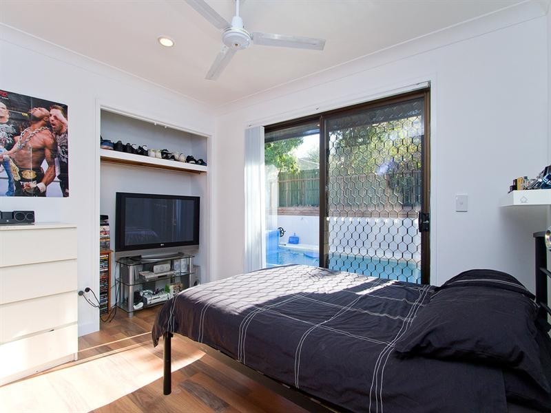 40 Murtha Drive, Elanora QLD 4221