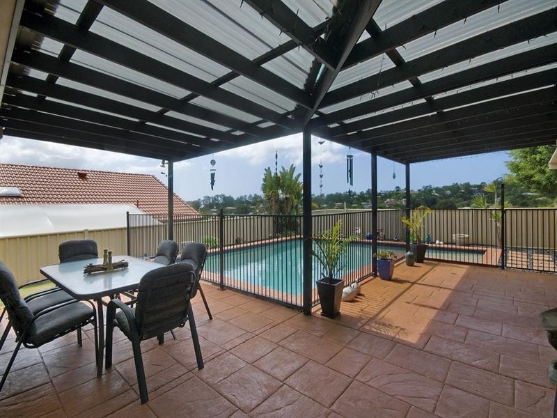 7 Wyara Close, Elanora QLD 4221