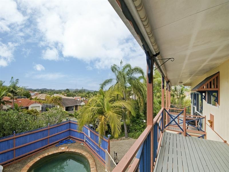 46 Murtha Drive, Elanora QLD 4221