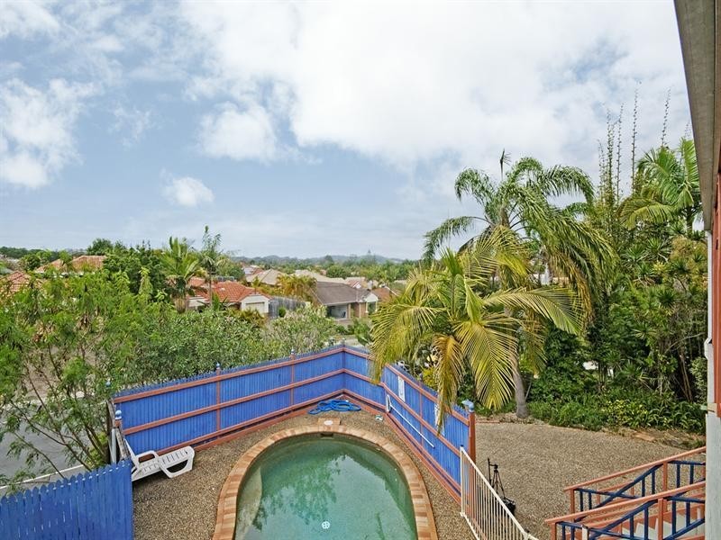 46 Murtha Drive, Elanora QLD 4221