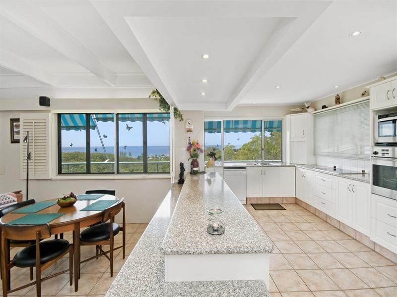 9 Lansell Avenue, Currumbin QLD 4223