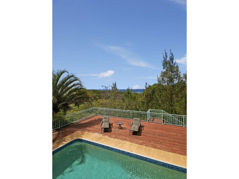 9 Lansell Avenue, Currumbin QLD 4223